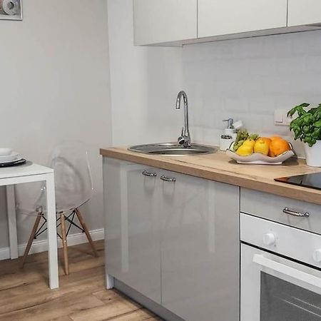 Bezagenta Mozart6 Studio Easy Access To City Wifi Varsovia Exterior foto